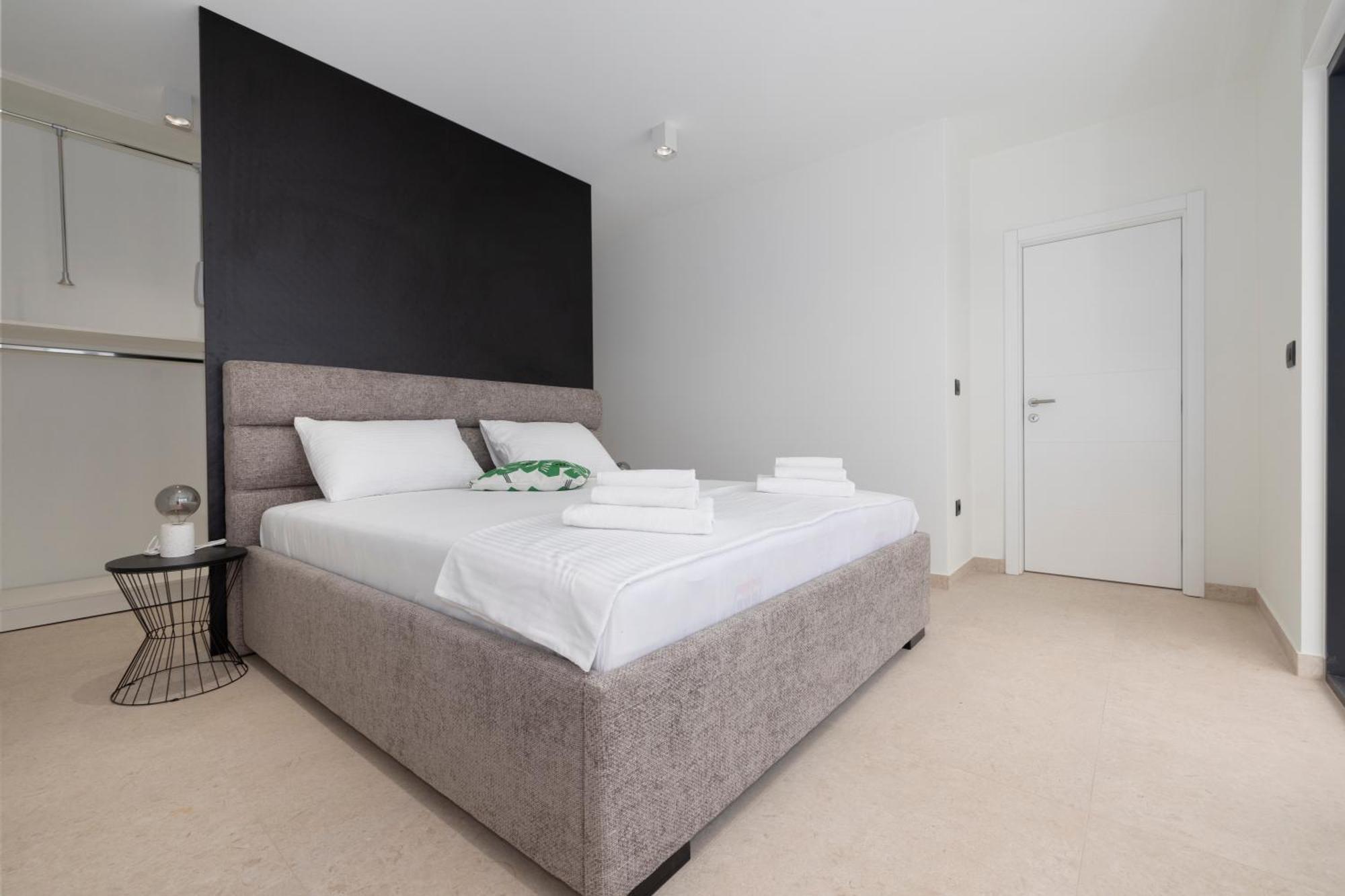 Silva Maris Apartments มาคาร์สกา ภายนอก รูปภาพ
