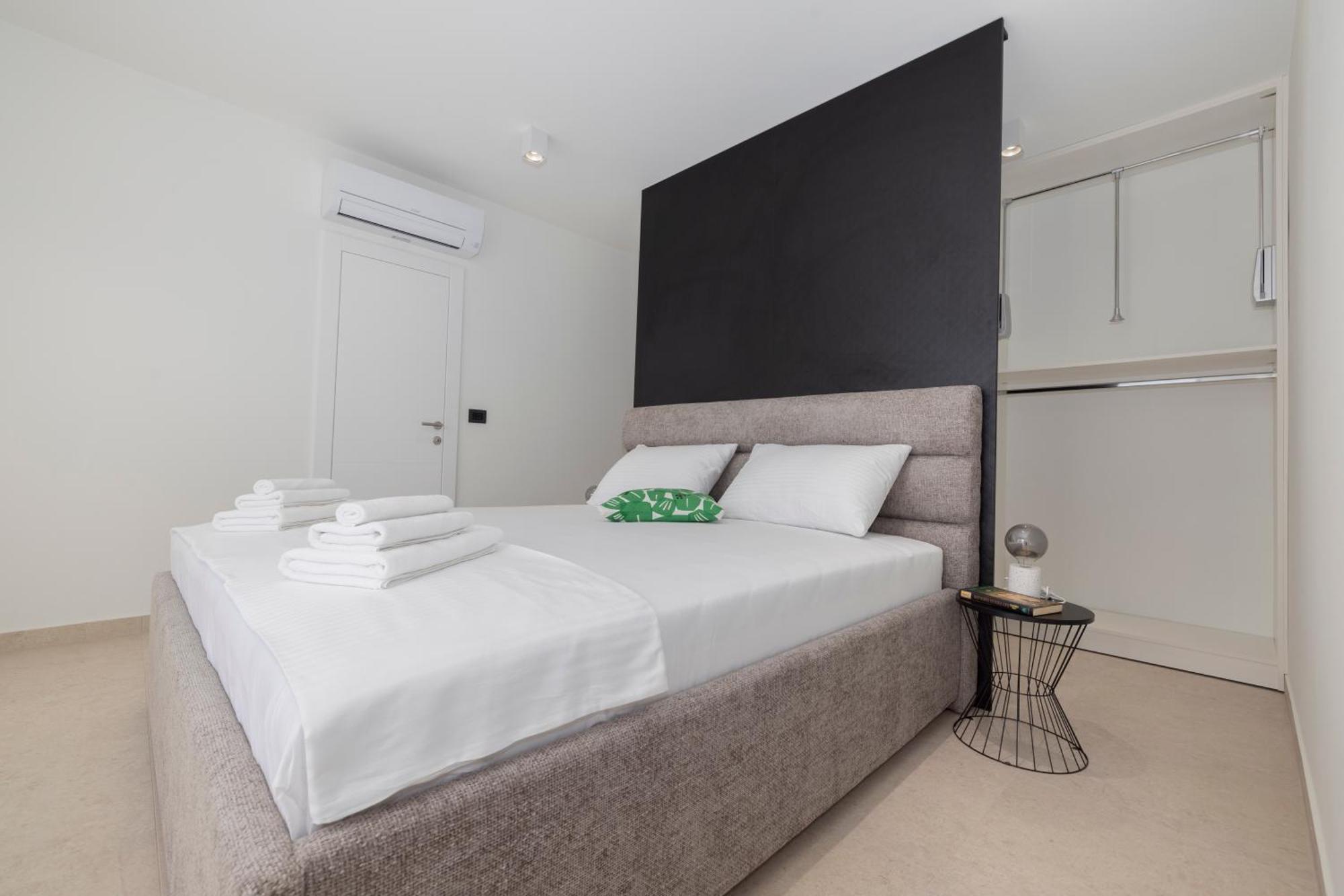 Silva Maris Apartments มาคาร์สกา ภายนอก รูปภาพ